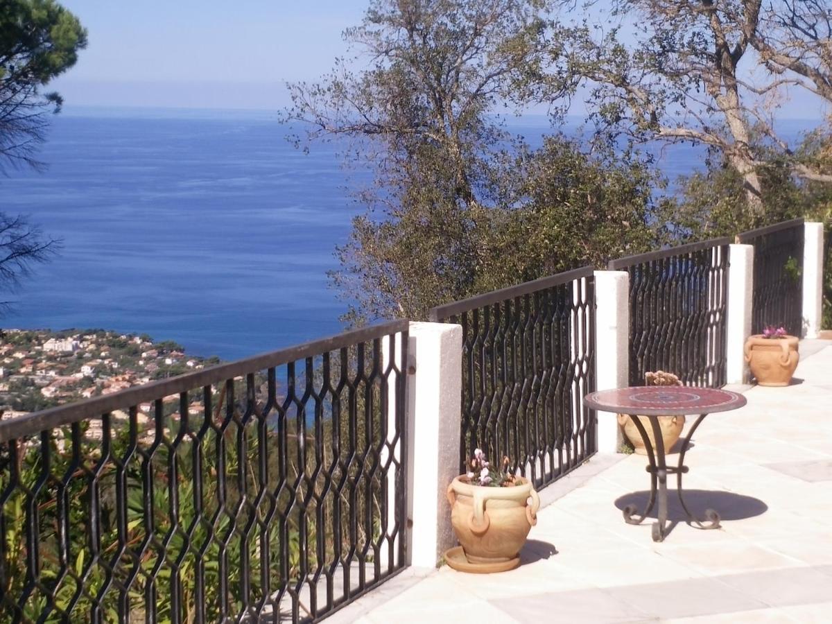 Incantevole Villa Con Vista Mozzafiato Cefalu Exterior photo